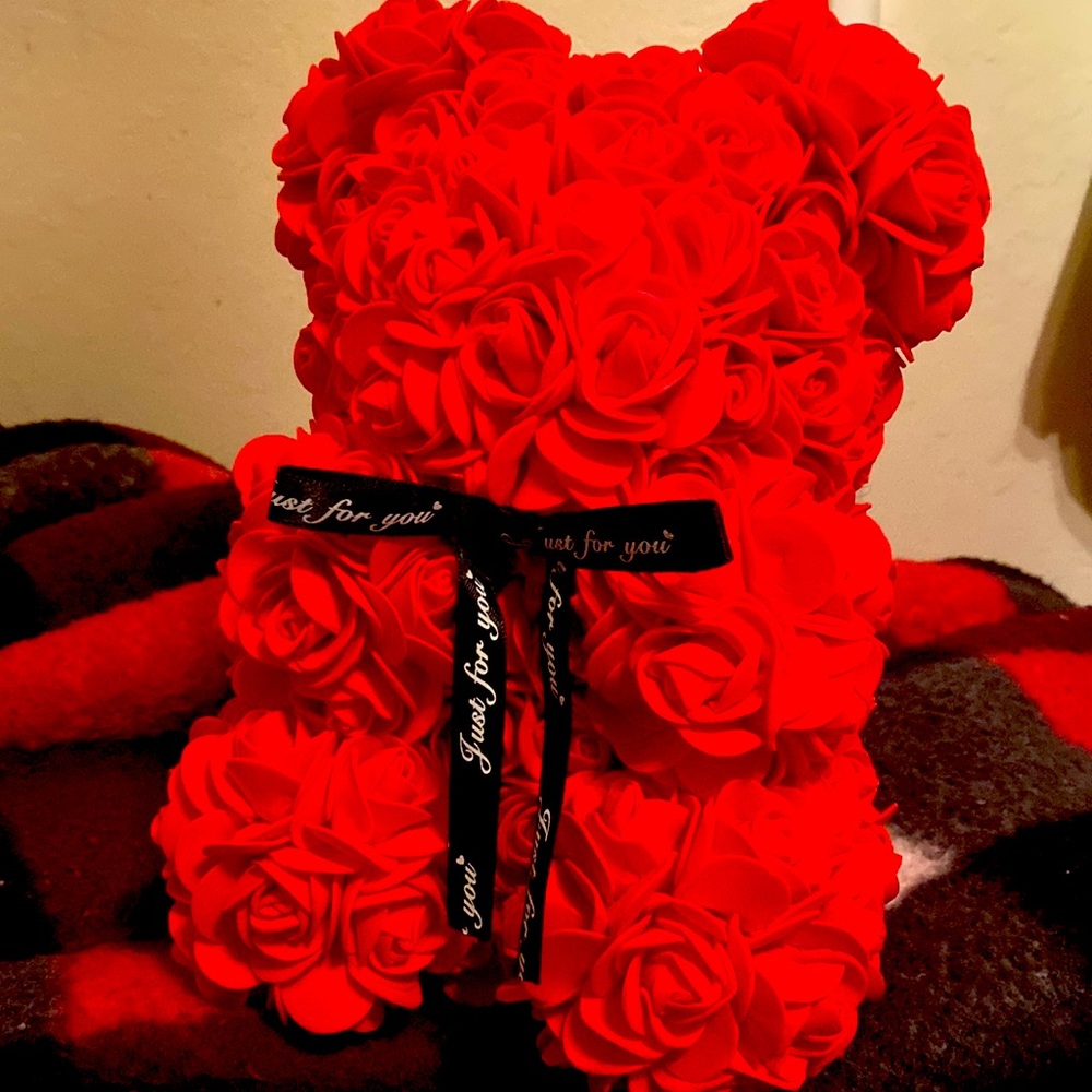 🌹 Synthetic Rose Bear 🌹